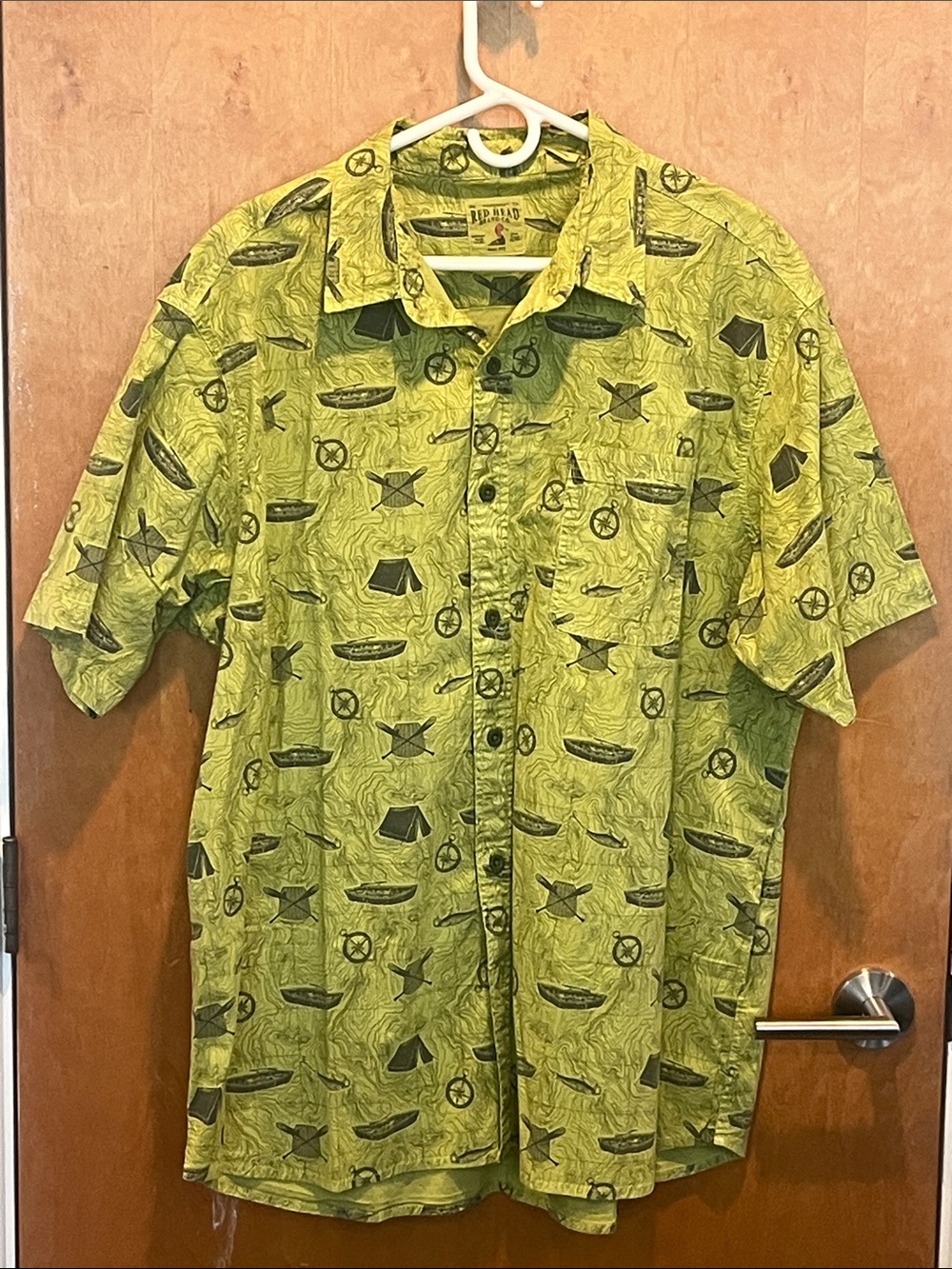 RedHead Men’s Short-Sleeve Button-Up Shirt in Lime Green with Outdoor Print